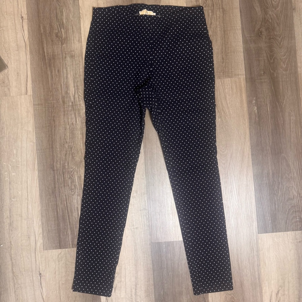 MICHAEL KORS skinny pull on Polka Dot Black and White Pants Medium